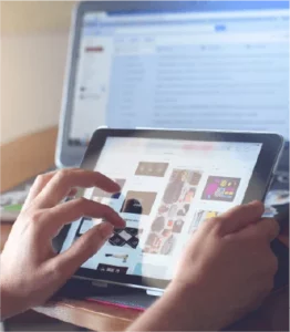 Read more about the article 13 points of difference between e-commerce and traditional commerce