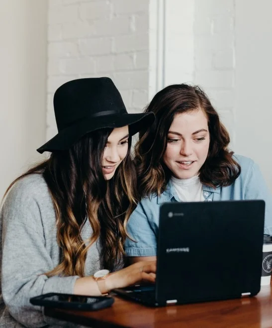 Connect-with-customers-B2C-ecomm
